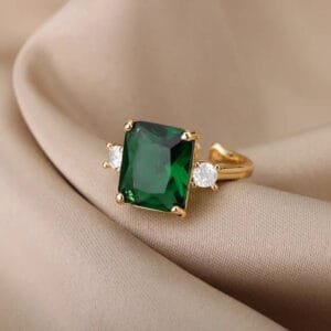 Bague Ajustable en Zircon Vert - élégance en Pierre Naturelle