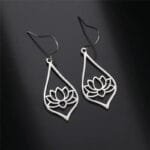 Boucles D’oreilles Lotus en Métal - Goutte D’eau et épanouissement Spirituel