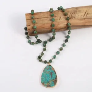 Collier en Turquoise Ethnique avec Pendentif Goutte D’eau