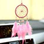 Mini Attrape-rêves Coloré pour Voiture - Accessoire Charmant et Unique