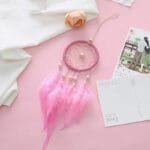Mini Attrape-rêves Coloré pour Voiture - Accessoire Charmant et Unique